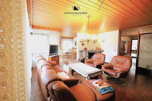 Alles sehr großzügig und repräsentativ. - 