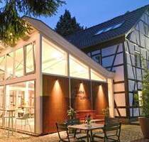 1A saniertes, historisches Juwel mit moderner Gastro-&-Event-Infrastruktur, City-Lage Bergisch GLad. - Bergisch Gladbach