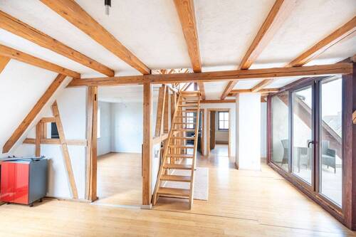 Wohnung im Dachgeschoss - 