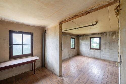 Unausgebaute OG-Wohnung - 