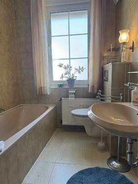 Badezimmer EG rechts - 