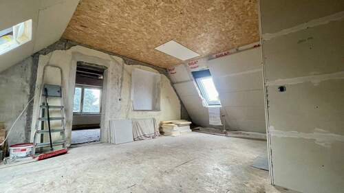 Flur/Arbeitszimmer OG - 