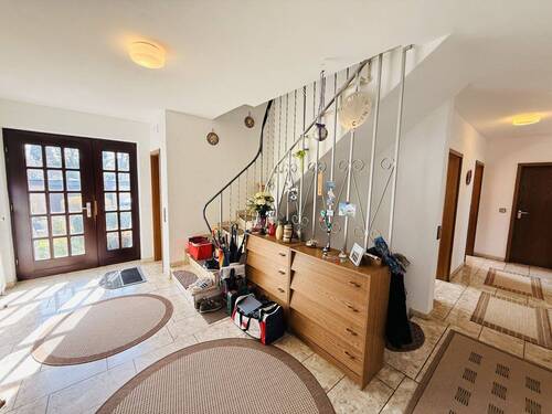 11 Eingangsbereich - 