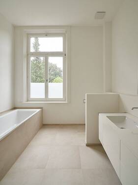 Vollbad mit Fenster - 