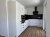 Einbauküche - Moderne 4,5-Zimmer-Wohnung im Neubau - Stadtnah, nachhaltig und attraktiv