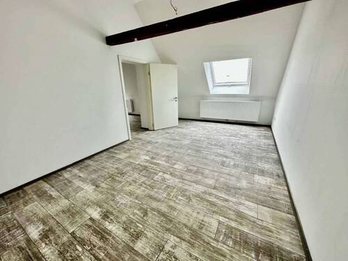 fa358f1f-86c4-406d-806f-ecc... - 