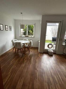 Bild 2 - 2 Zimmer Etagenwohnung zum Kaufen in Steinenbronn