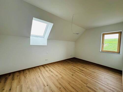 Elternschlafzimmer.jpg - Etagenwohnung mit 101,80 m² in Hagnau am Bodensee zur Miete