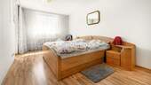 Elternschlafzimmer 1 - 