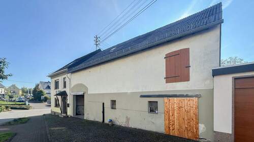 Frontansicht - 6 Zimmer Einfamilienhaus zum Kaufen in Nauort