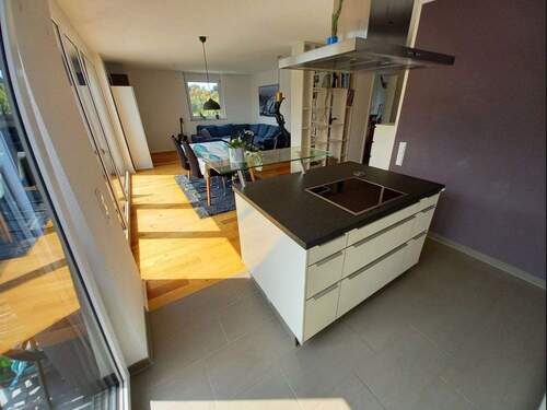 Küche und Wohn-Essbereich - 4 Zimmer Etagenwohnung in VS-Schwenningen