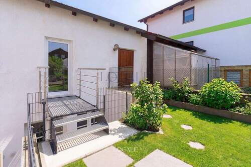 Terrasse - Etagenwohnung mit 35,00 m&sup2; in Markt Schwaben zur Miete