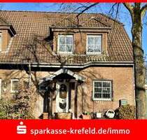 Charmante Doppelhaushälfte mit Renovierungsstau - Neukirchen-Vluyn