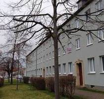 Schöner und preiswert wohnen Sie bei uns - 1. OG links - Merseburg Geusa