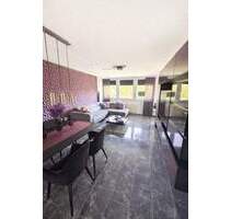 Direkt einziehen ohne Stress ! 3,5 Zimmer VOLLMÖBELIERT Erlangen