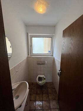 WC - 