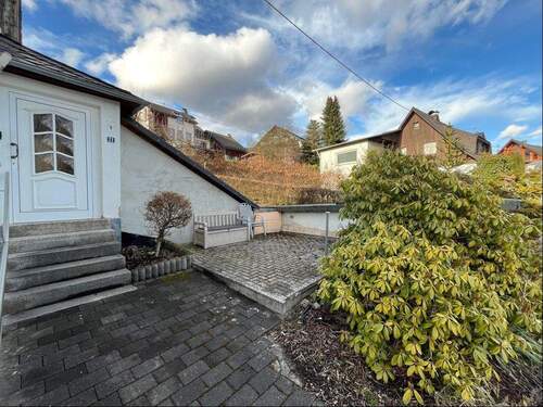 Terrasse - Doppelhaushälfte mit 100,00 m&sup2; in Haiger zum Kaufen