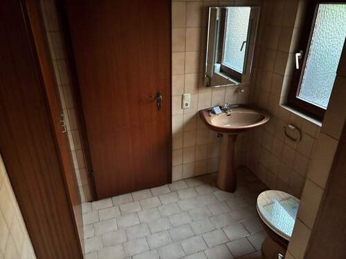 WC im rückwärtigem Anbau - 