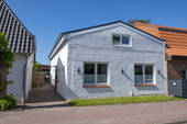 Bild 1 - Teilmodernisiertes Einfamilienhaus in Norddeich zu vermieten