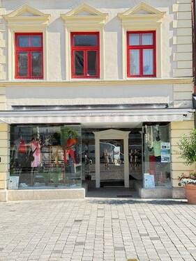 Ladenfläche Theresienplatz (1).JPG - Gewerbeobjekt (Büro, Produktion, Verkauf) zur Miete in Straubing