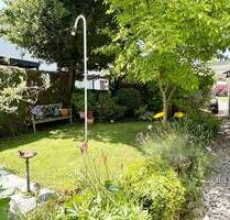 Die ganze Familie unter einem Dach! Gepflegtes 2 FH mit Garten im beliebten Herrenberg
