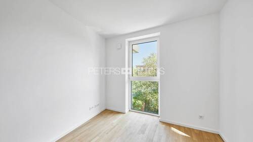 Zimmer 2 - 