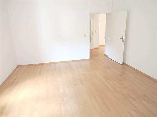 Zimmer - 2 Zimmer Etagenwohnung in Trier