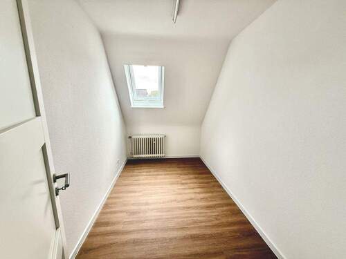 DG_Schlafzimmer 3 oder Arbeidszimmer - 