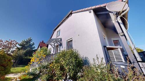 Ansicht - 9 Zimmer Einfamilienhaus zum Kaufen in Naumburg (Saale)