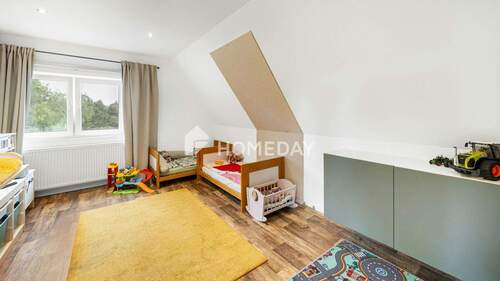 DG Kinderzimmer 1 - 