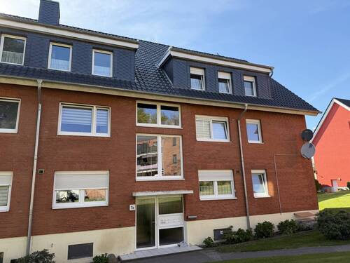 Vorderansicht - 2 Zimmer Etagenwohnung zum Kaufen in Lauenburg/Elbe