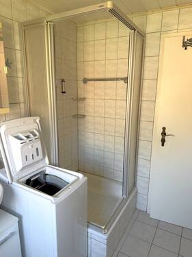 helles Duschbad - 