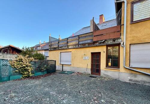 Hinterhof - 