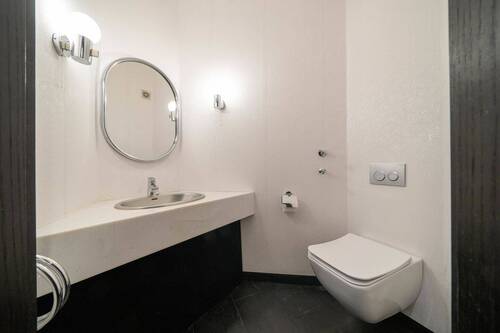 WC UG - 