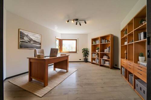 Einrichtungsbeispiel Büro - 