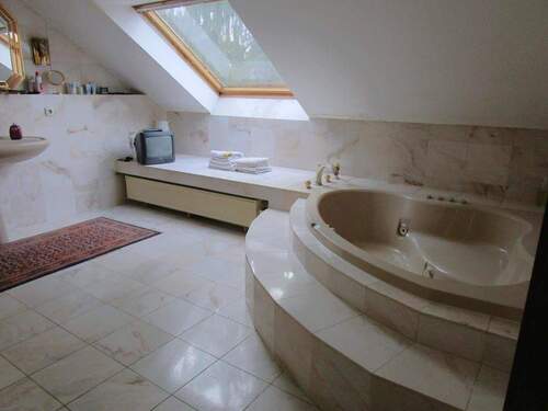 OG Im Bad Whirlpool-Eckbadewanne - 