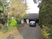 Garagenzufahrt - 4 Zimmer Einfamilienhaus in Wilhermsdorf