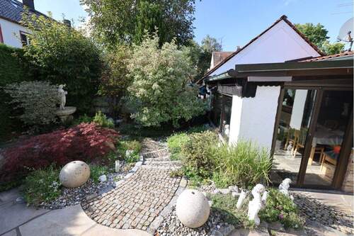 Rückwärtiger Garten - 7 Zimmer Reihenendhaus zum Kaufen in Eichenau