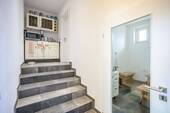 Treppe zu Bad - 