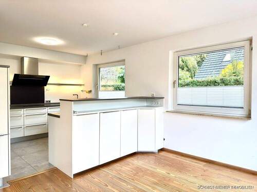 Esszimmer mit offener Küche - 