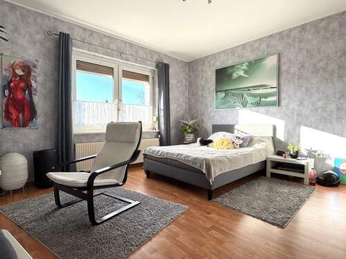 Zimmer 1 - 4-Zimmer-Whg. im OG - 9 Zimmer Mehrfamilienhaus, Wohnhaus in Wunstorf