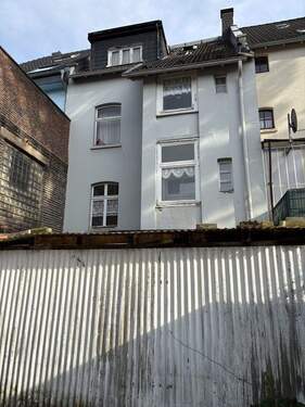 Gartenansicht - 6 Zimmer Einfamilienhaus zum Kaufen in Krefeld