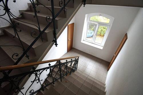 Podest mit Abstellkammern - Mehrfamilienhaus, Wohnhaus in Chemnitz