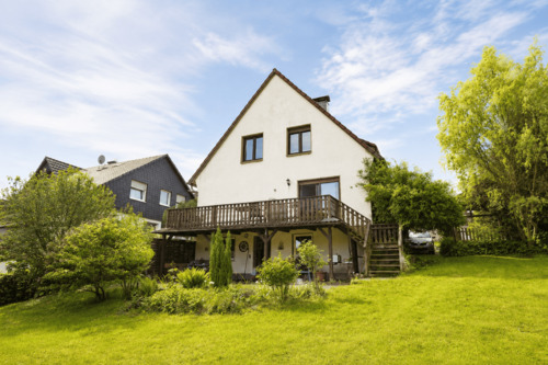 Hausrückseite - 7 Zimmer Einfamilienhaus zum Kaufen in Hagen