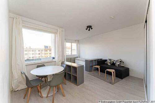 Zimmer, Essbereich - 1 Zimmer Etagenwohnung zum Kaufen in Berlin