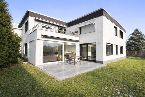 Terrasse - Freistehendes Zweifamilienhaus mit großem Grundstück in Wiemelhausen