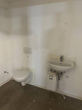 WC - 