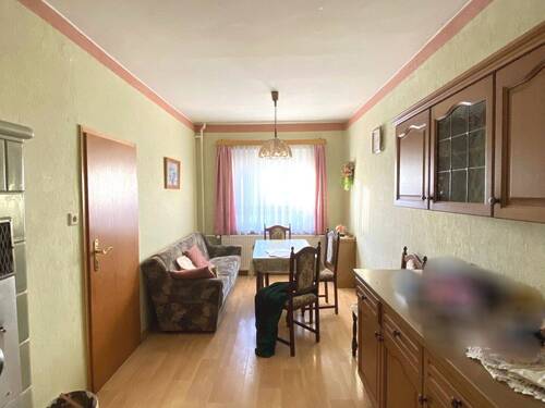 Esszimmer mit Zugang zum Wohnzimmer - 