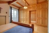 Schlafzimmer mit Ankleide - 