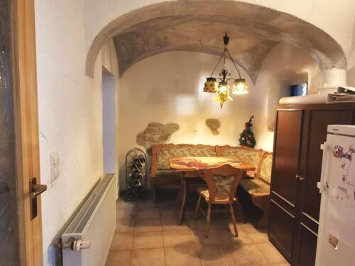 EG - rustikale Essecke mit Vorbereitungsküche - 